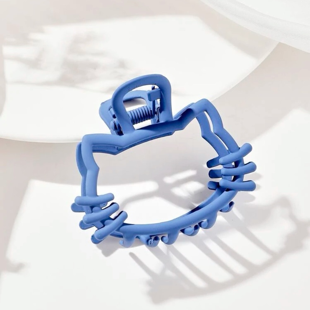 Hello Kitty Blue Hair Claw Clip